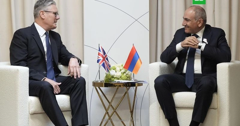 Британский след в элитах Армении и Ереван, как площадка для мира между Россией и Украиной: о чем на самом деле был саммит европейского сообщества в Ереване?