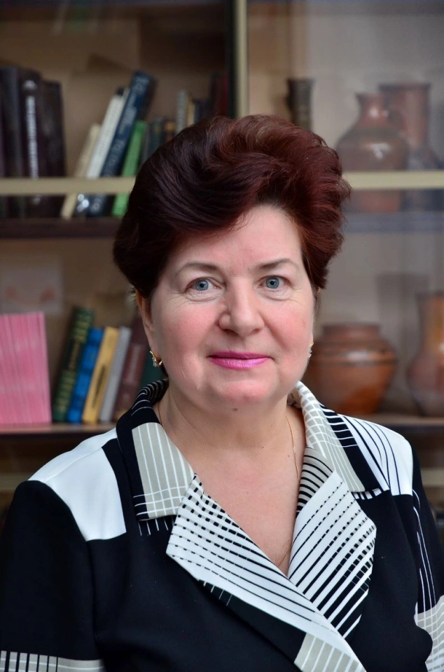 БЛАГОВИДОВА Ирина Федоровна и Алатырская городская библиотека