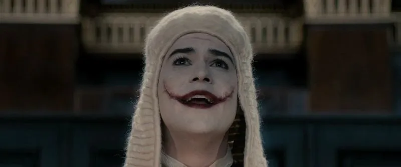 Человек, который смеется, разъясняет феномен Дани Молохина