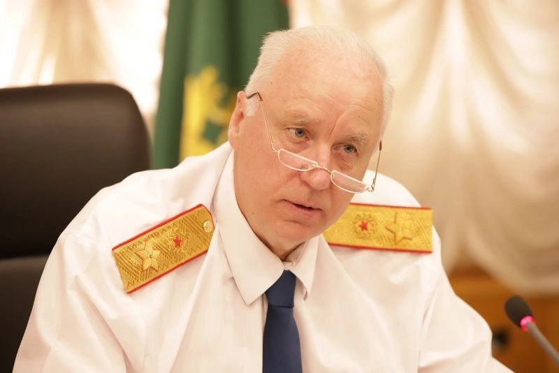 Спаситель в белом