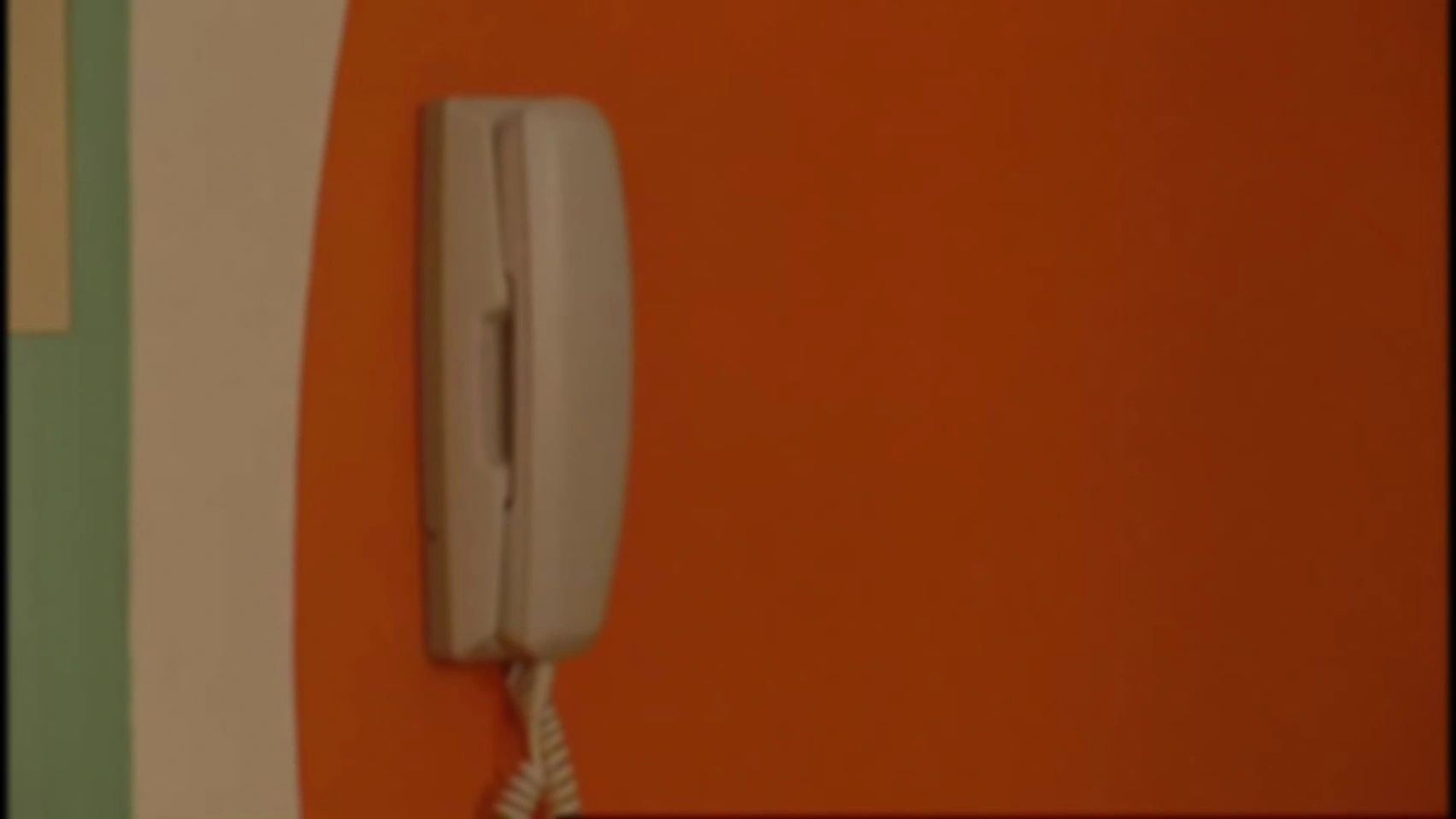 02 — Sam va de compras