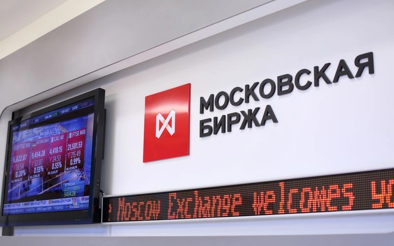 Инвестируете на Московской бирже? Изучим, выгодно ли стать ее совладельцами.
