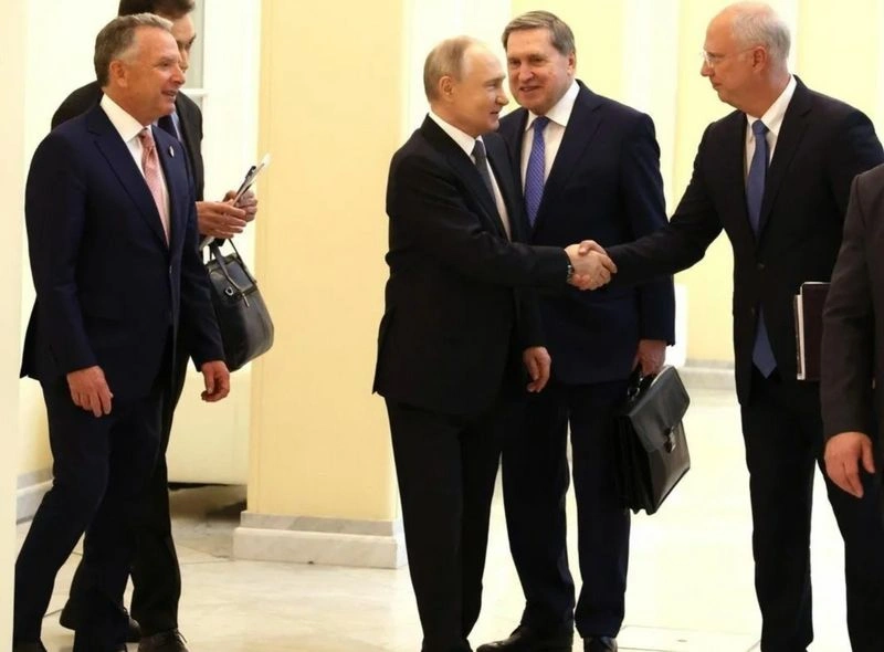 Планы России и США