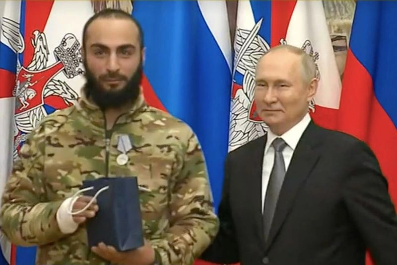 182. Жёсткий буржуй успешно применяет метод Антона Макаренко