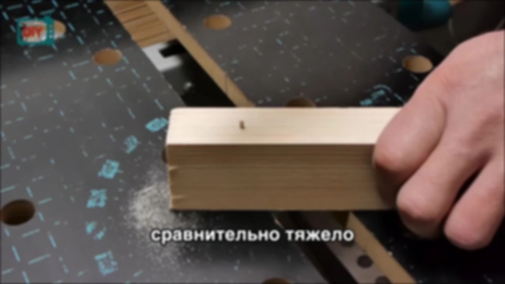 Совет № 113. Как не повредить древесину при забивании гвоздя