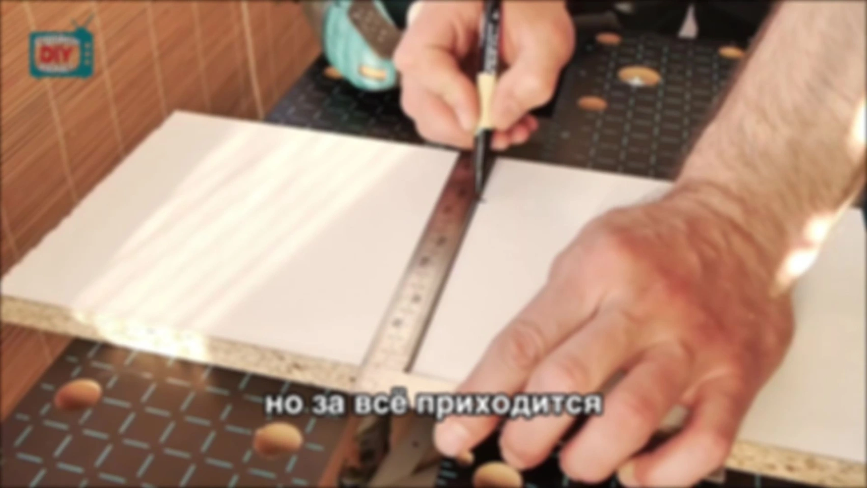 Совет № 64. Как амплитуда маятникового хода лобзика влияет на рез.