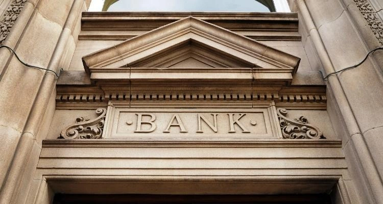 Тинькофф - tech-бизнес? Разбор экономики компании и оценка.
