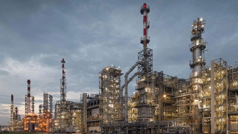 Нефтепереработчики, ожидания по итогу года + возможное влияние «адских санкций»