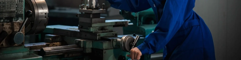 Токарь - гаражный, профессия Будущего.