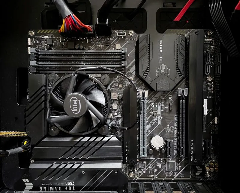 Большой даунгрейд: с AMD Ryzen 9 5950X на Intel Core i5-11500