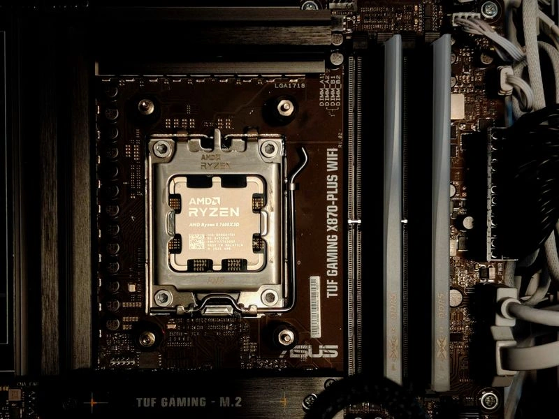 AMD Ryzen 5 7600X3D: Самый бесполезный процессор в истории