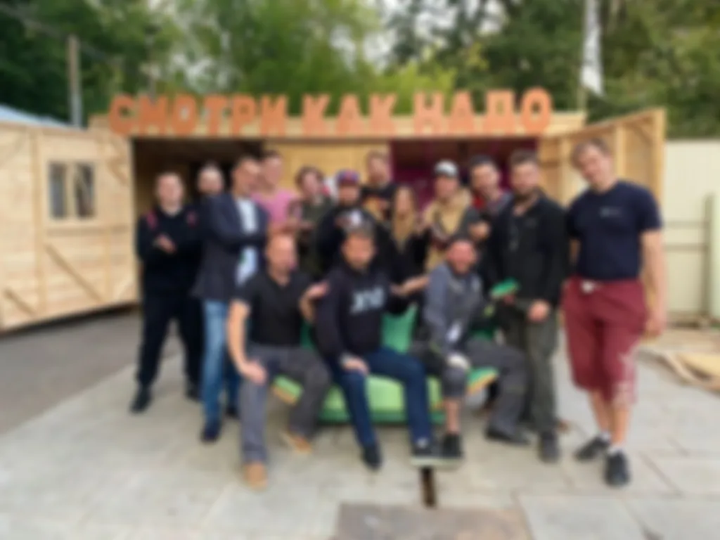 Миллиардер на съемках? Почему бы и нет?