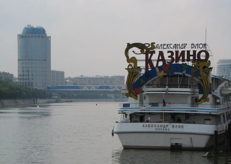 20 лет назад. Выпуск 15, 31 июля 2004. Лужковская Москва