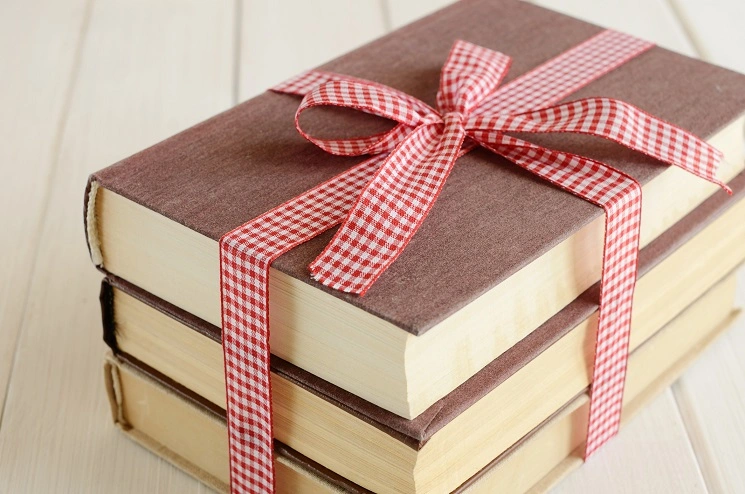 Розыгрыш книги!