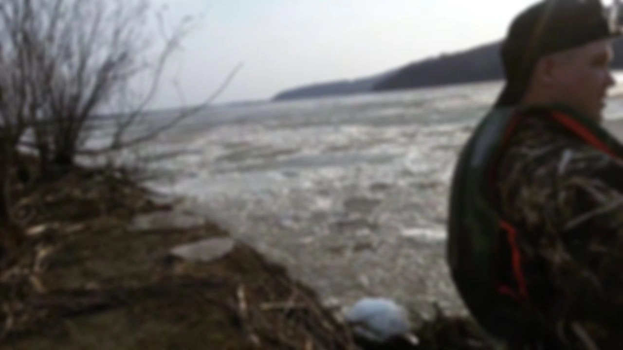 Ледоход на реке Амур Ice drift on the Amur River