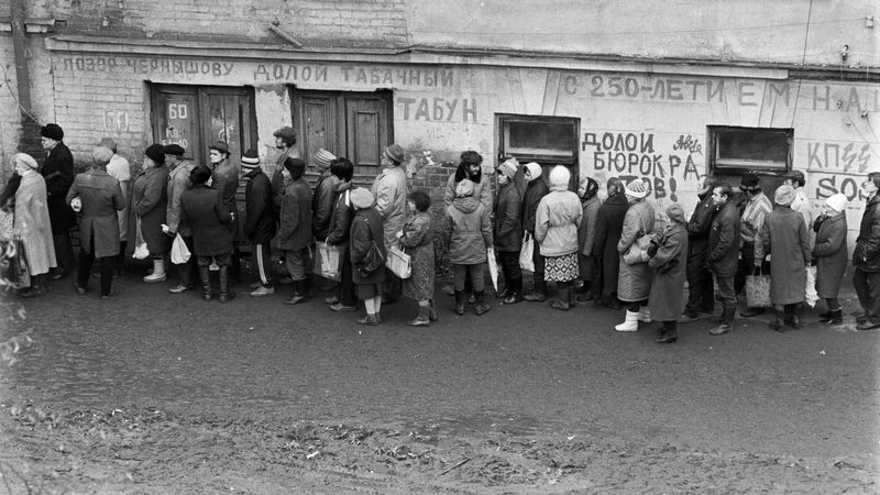Из кого состоят 3-4 России и что они думают о власти