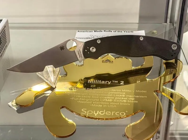 Spyderco Military 2