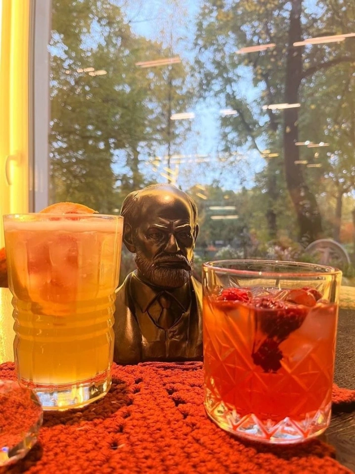 Коктейль за 1 рубль