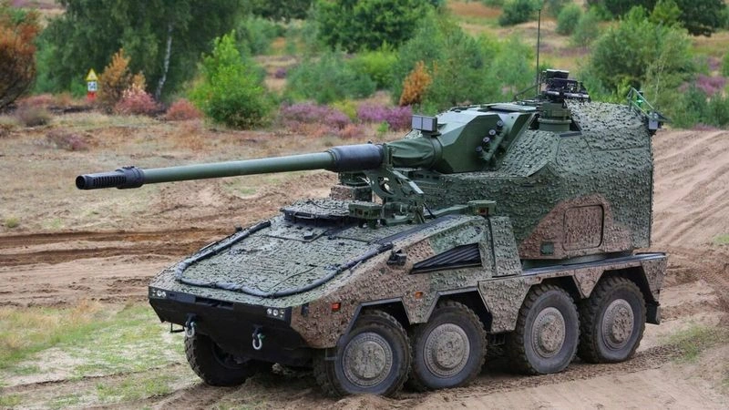 Колеса крутятся. RCH-155 не мутится