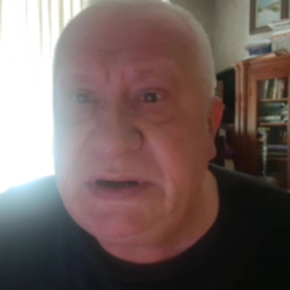 СКОЛЬЗКИЕ ТРОПЫ ВЕЧНОЙ ВОЙНЫ