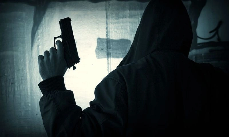 Действия при теракте: Как выжить при нападении вооруженных людей