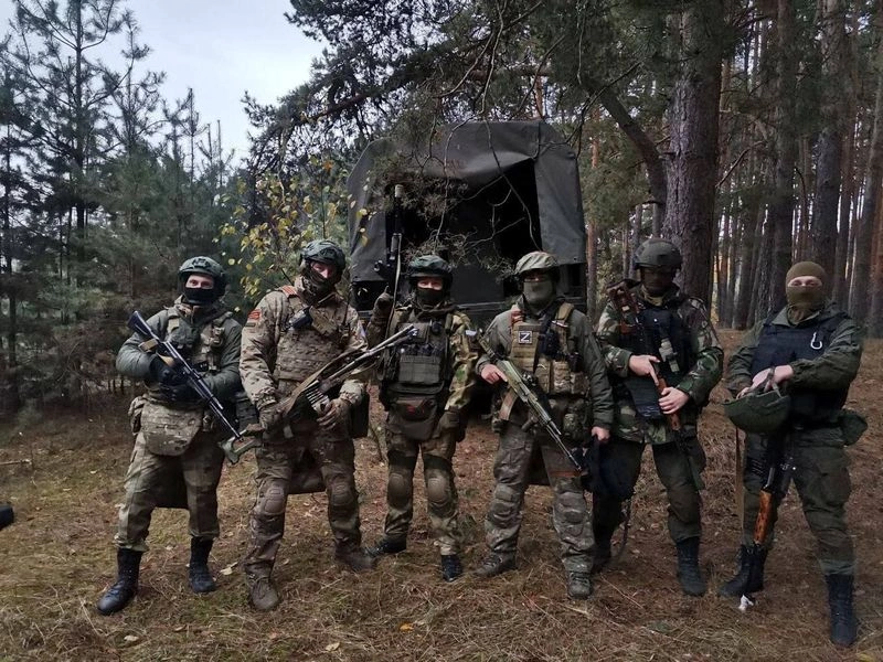 Оценка сил противника, его провокация и осуществление манёвра