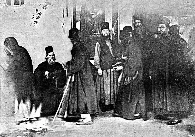 Реальное фото Богородицы потрясло монахов Афона. Камеры зафиксировали ещё три явления Девы Марии
