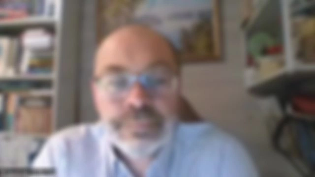 Британия: нефть подорожала почти на 30%, а цены на нефтепродукты у производителей — на 63%