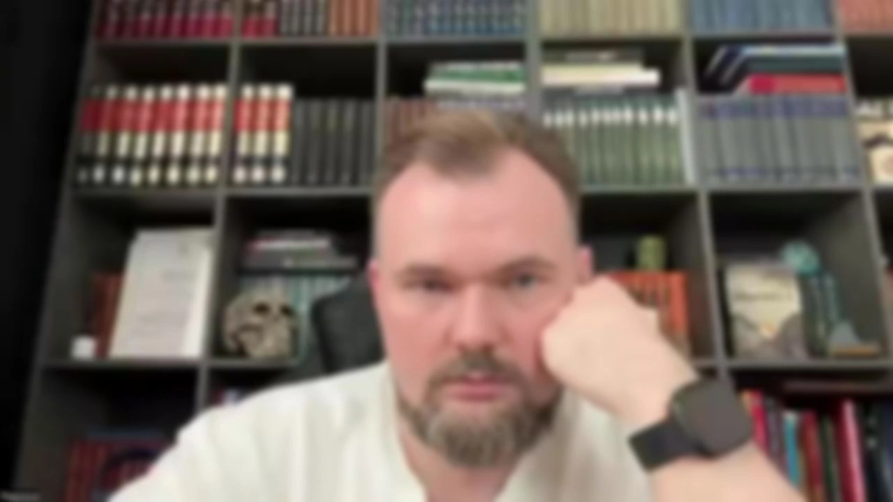 Нефти не хватает, но цены падают