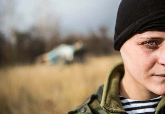 «Я Валькирия!» — 18-летняя российская чемпионка на войне за единую Украину.