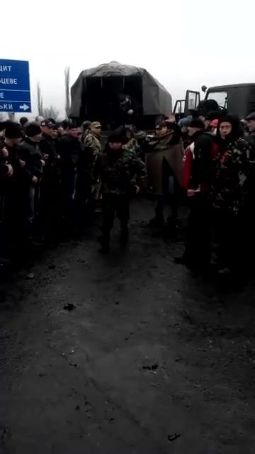 Из архива. Перешедшие на сторону ополчения десантники 25-й бригады ВСУ.