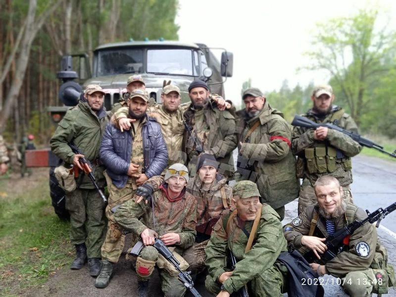 ⚡«Его проткнуло суком насквозь, пробив бронежилет» — эксклюзивное интервью участника обороны Красного Лимана в 2022 году. II часть.