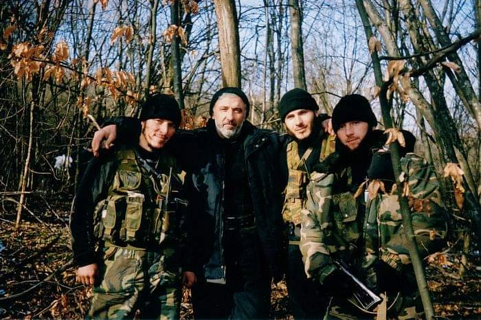 «Победим российскую армию… бобами!» — чеченцы и их биологическая война.
