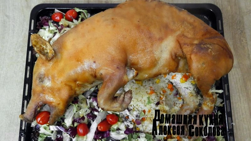 Праздничный фаршированный поросенок