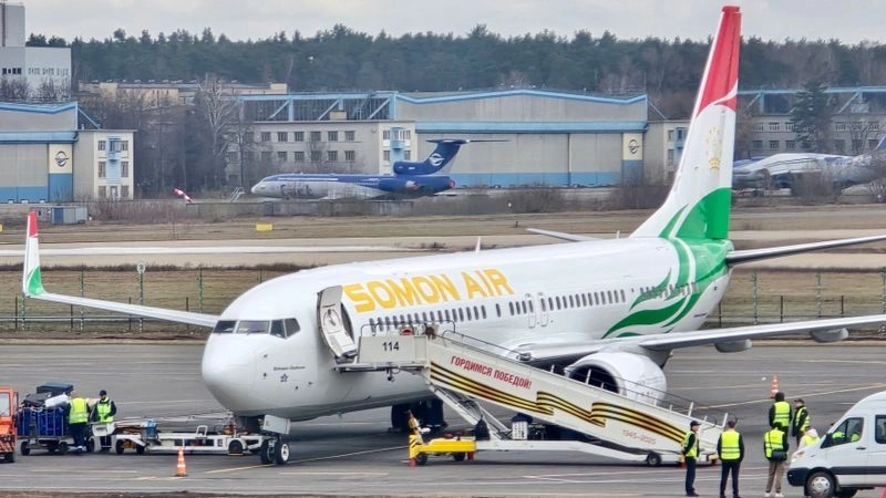 Новое видео: Boeing 737-900 а/к Somon Air, рейс Жуковский — Душанбе