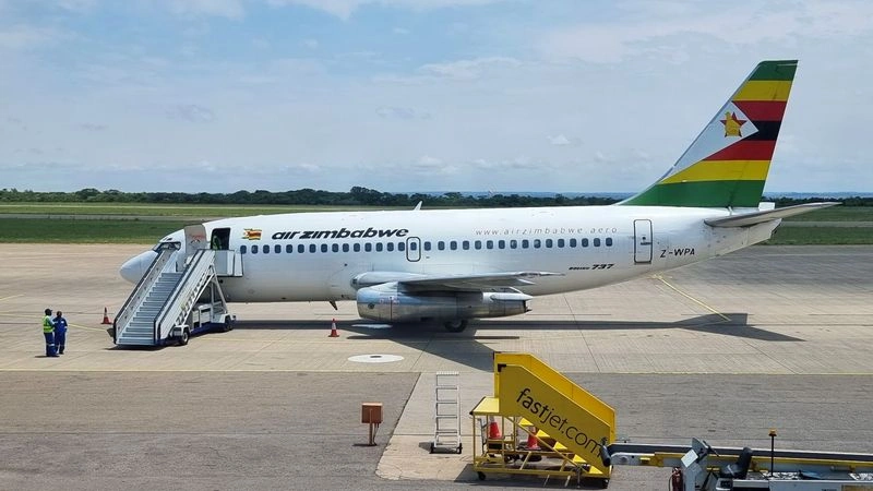 Новое видео: Boeing 737-200 а/к Air Zimbabwe, Виктория-Фолс — Булавайо