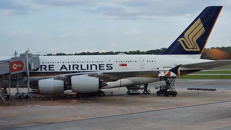 Новое видео: Airbus A380 а/к Singapore Airlines, рейс Сингапур — Гонконг