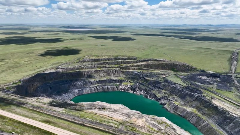 Угольное месторождение — Сарыадыр