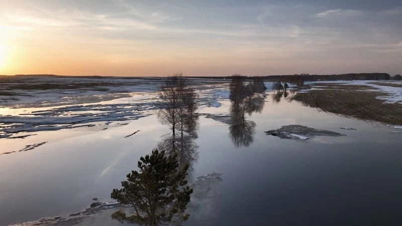 Жасыл — Весна — Разливы — Половодье — Закат