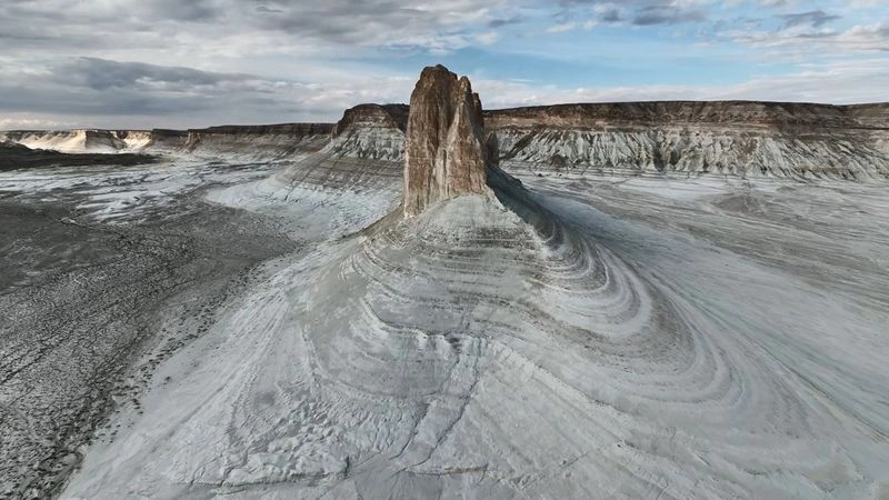 Урочище Босжира — Мангистау — Ушкир Тау