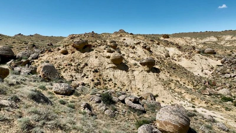 Долина Шаров — урочище Торыш — Мангистау