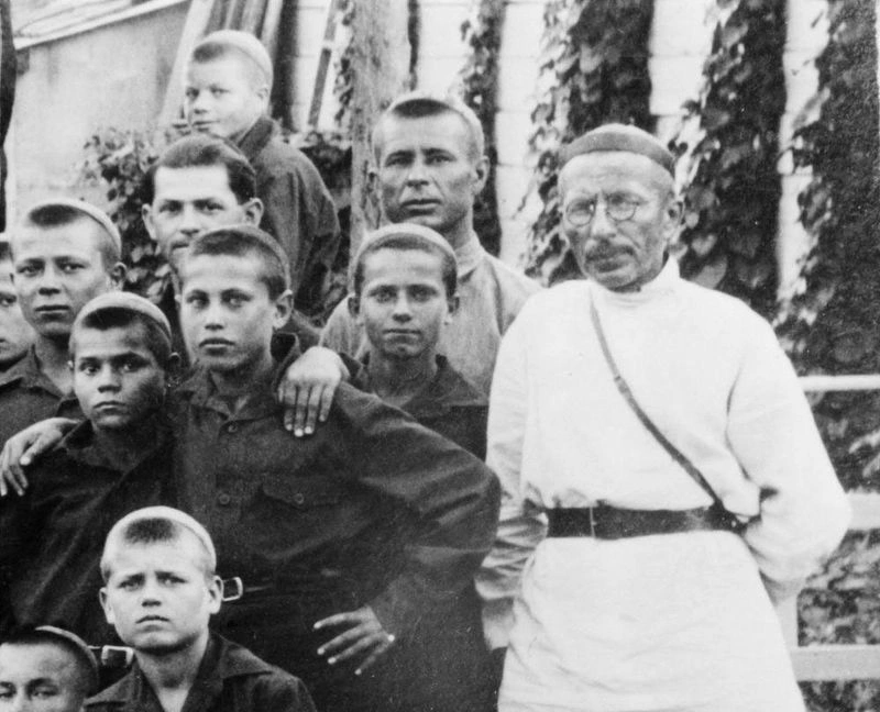 Антон Семенович Макаренко — пионер социальной агрономии. Часть первая