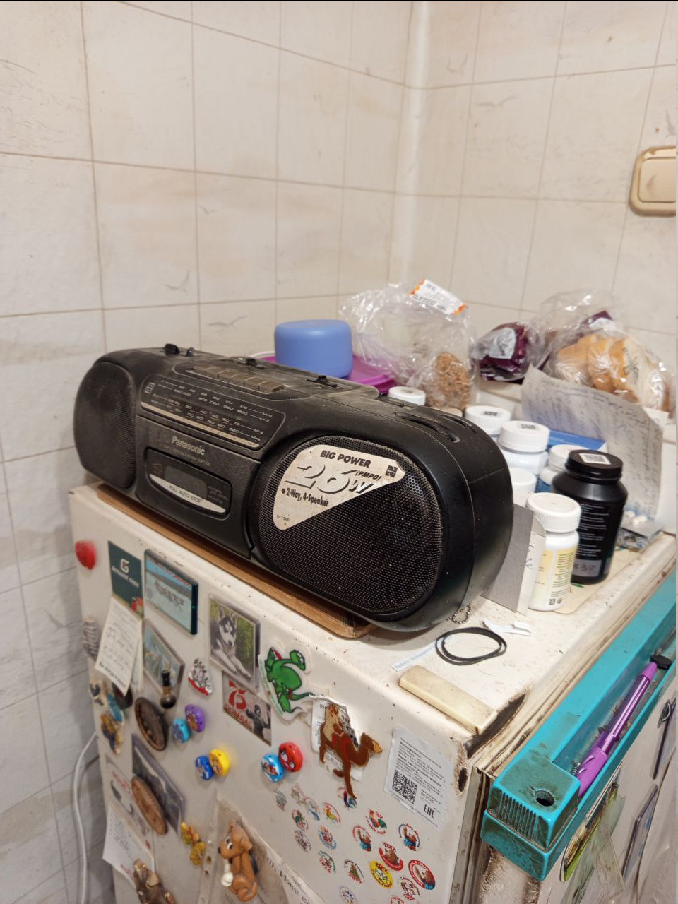 Найди на фото нашу подружку.Для этого нужно просмотреть видео ниже