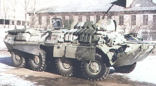 наш бтр с активной защитой в Чечне.