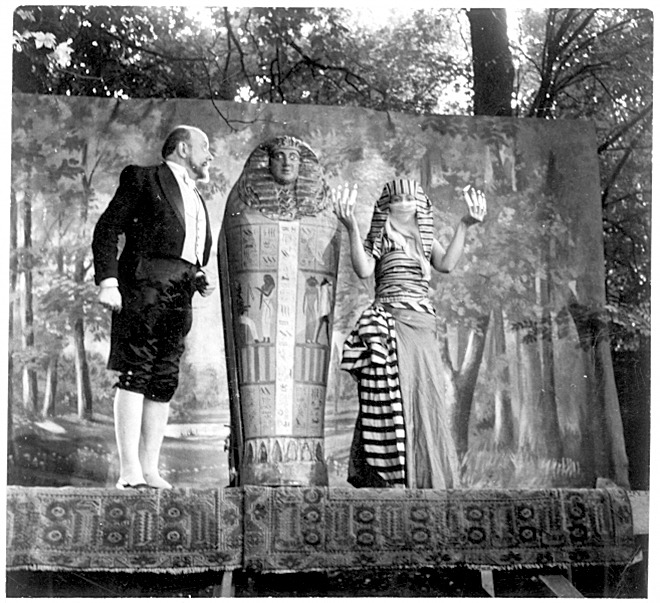 Шоу «Разграбление могилы Клеопатры». Фильм, снятый по нему, утерян