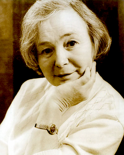 Людмила Вельяминова, первая супруга Петра Сергеевича. 

