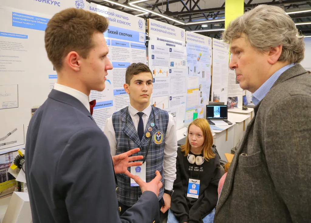 Алексей Вадимович проводит экспертизу проектов на Балтийском научно-инженерном конкурсе - 2020