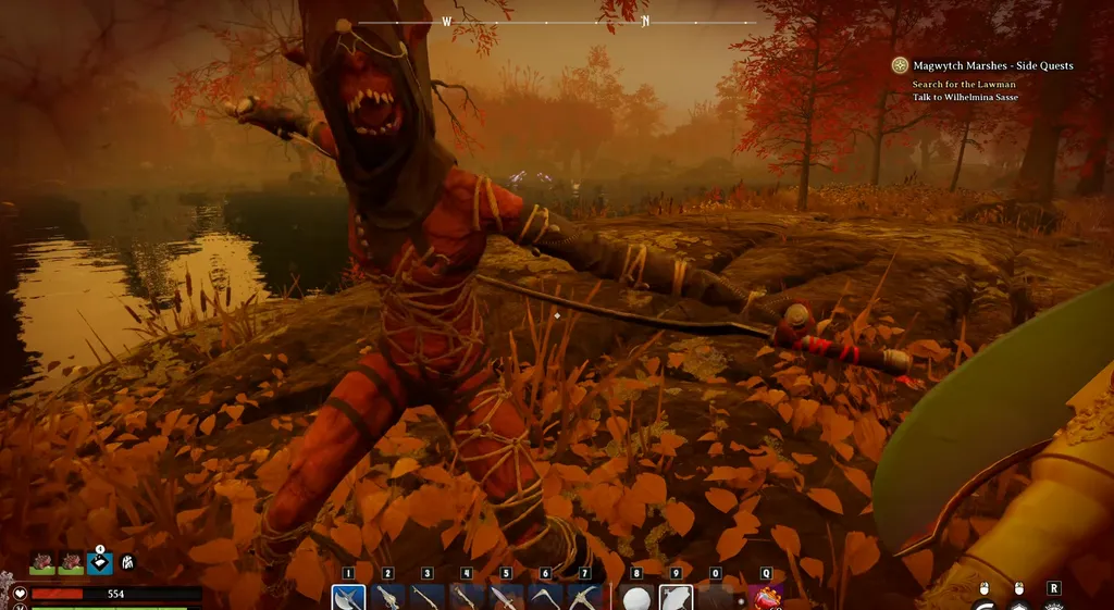 Бить чёрта с саблями надо чётко холодняком. Из огнестрела слишком легко промахнуться. Кроме того, весь холодняк, кроме серпа, умеет блокировать вражеские удары.