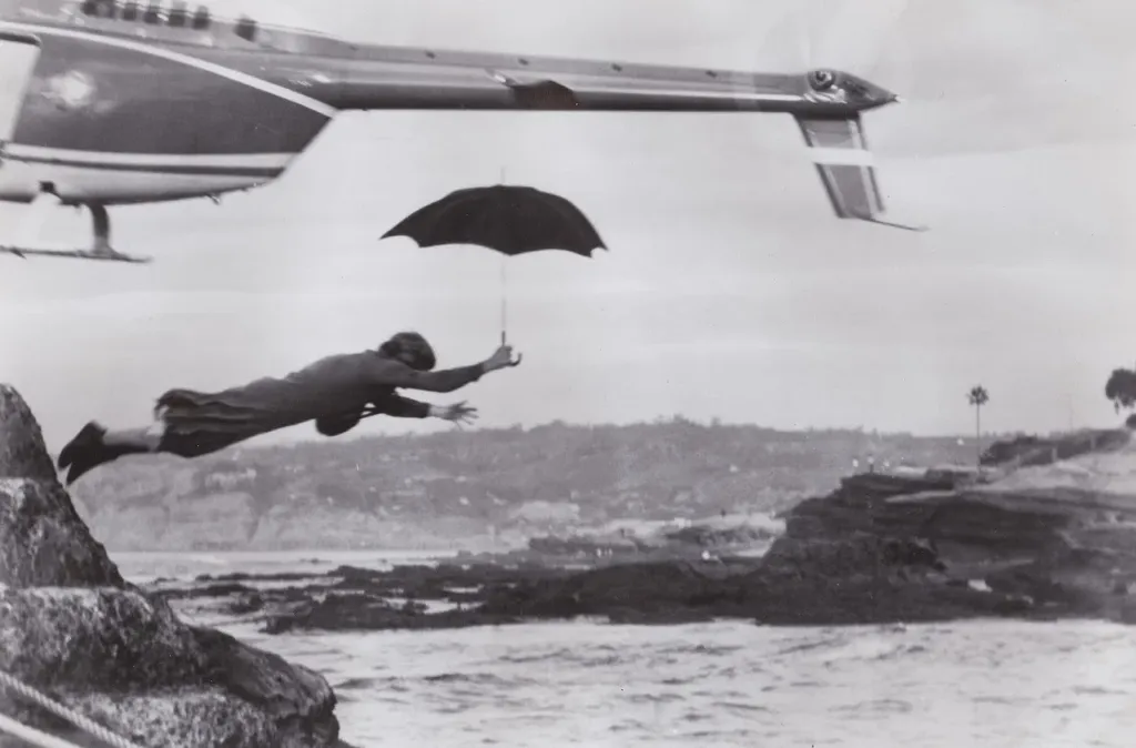 Кадр из кинофильма Р. Раша "Трюкач" (1980).