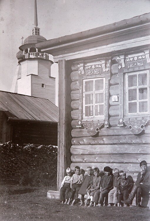 Село Малошуйка Онежского уезда. Фото начала 1900-х годов из экспедиции Императорской археологической комиссии.